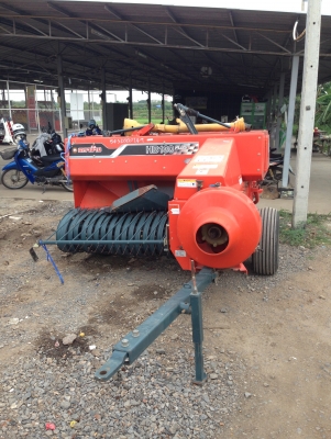 เครื่องอัดฟาง คูโบต้า HB 130 PLUS