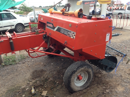 เครื่องอัดฟาง คูโบต้า HB 130 PLUS