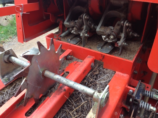 เครื่องอัดฟาง คูโบต้า HB 130 PLUS