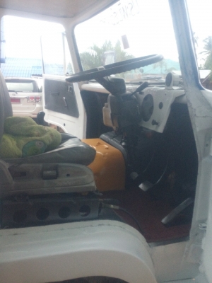 รถหกล้อ hino km310 เครื่องdm100พร้อมคอกยาว4.3ทะเบียนครบ รถหกล้อ hino km310 เครื่องdm100พร้อมคอกยาว4.3ทะเบียนครบ