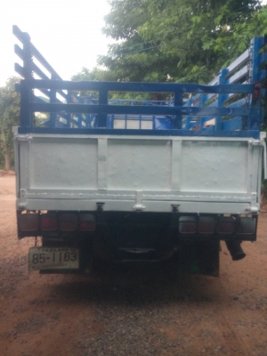 รถหกล้อ hino km310 เครื่องdm100พร้อมคอกยาว4.3ทะเบียนครบ รถหกล้อ hino km310 เครื่องdm100พร้อมคอกยาว4.3ทะเบียนครบ