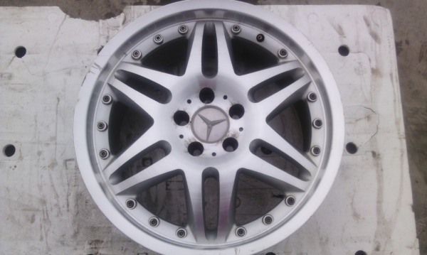 ขายล้อแม็คBRABUS6ราคาถูกครับราคาคุยกันได้ครับ