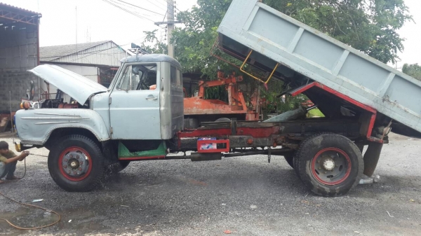 รถหกล้อ isuzu ดั้มช่วงล่างเดิม เครื่อง J ฝาดำ165 แรง