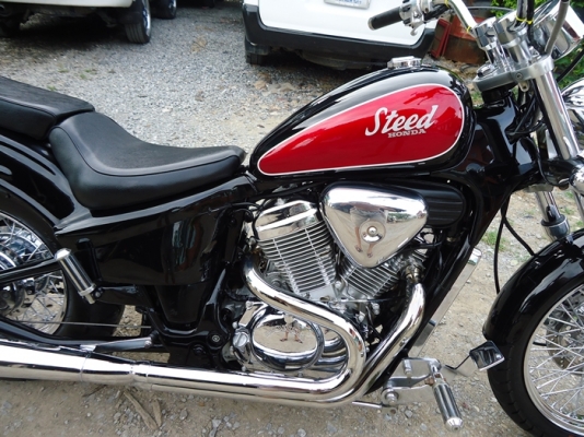 ขายคับ  steed  400  ทะเบียน แท้ พร้อมโอน  สภาพสวย ระบบเครื่องยนต์แน่น ๆ ไม่เคยแกะ ไม่มีรั่วซึม สตาร์ท ทีเดียวติด