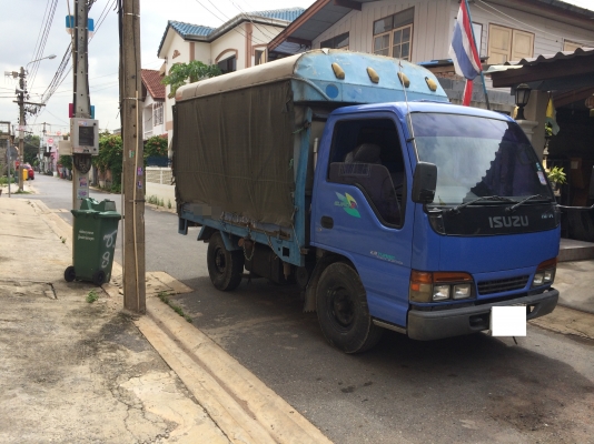 ขาย อีซูซุ NKR ปี45 รถห้าง