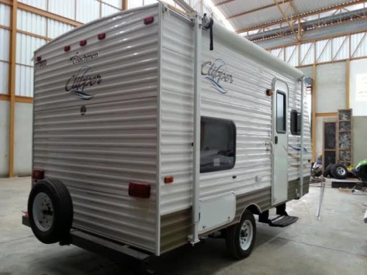 !!@@ขายรถบ้าน ใหม่ Coachman Clipper Ultra Light Travel Trailers นำเข้าจากอเมริกา 18'!!@@