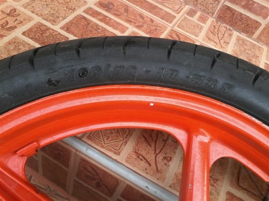 ขายล้อแม็กหลัง NSR150rr พร้อมจารดุมสเตอร์ยางขอบ 18 ใช้ได้อีกนาน ขาย 650 บาท