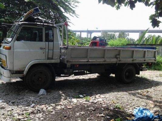 ขาย รถบรรทุก 6 ล้อ ISUZU ยาว 5.1 เมตร พร้อมใช้ ขาย รถบรรทุก 6 ล้อ ISUZU ยาว 5.1 เมตร พร้อมใช้