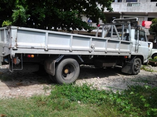 ขาย รถบรรทุก 6 ล้อ ISUZU ยาว 5.1 เมตร พร้อมใช้ ขาย รถบรรทุก 6 ล้อ ISUZU ยาว 5.1 เมตร พร้อมใช้