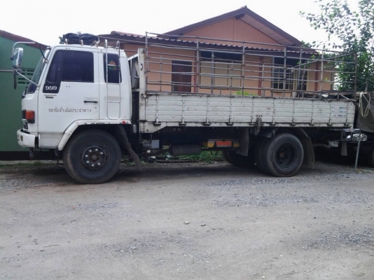 ขาย 6 ล้อ 145แรง ยาว 5.1 เมตร ขาย 6 ล้อ 145แรง ยาว 5.1 เมตร