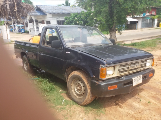 นิสสันฝาขาว ถูกๆ 59000