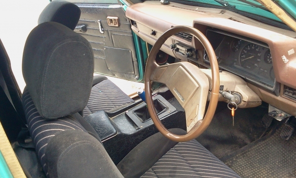 ขายรถกระบแค็ปดัชสันถูกๆ