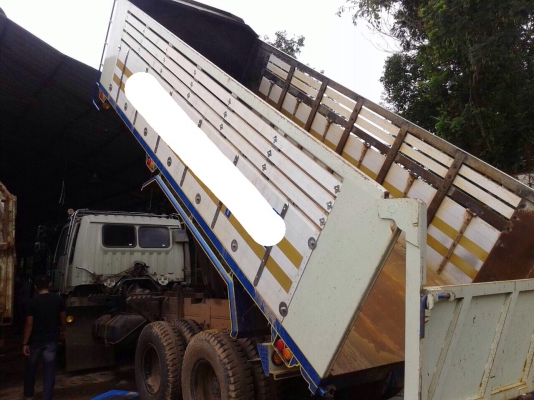 ขายรถบรรทุกสิบล้อดัมพ์ HINO 1M เครื่องเดิม 220 แรง 2 เพลา กระบะดัมพ์มิเนียม ทะเบียนพร้อม