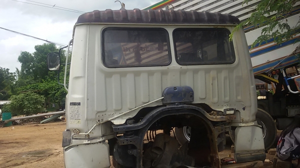 ขายหัวรถบรรทุก อุปกรณ์ครบ 40000 ติดต่อ0819959001