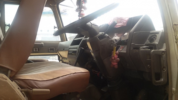 ขายหัวรถบรรทุก อุปกรณ์ครบ 40000 ติดต่อ0819959001