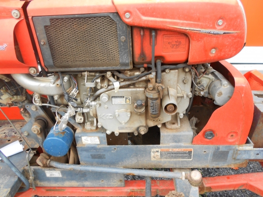 ขายรถไถนั่งขับมือสอง อุปกรณ์พร้อมหน้าหลัง