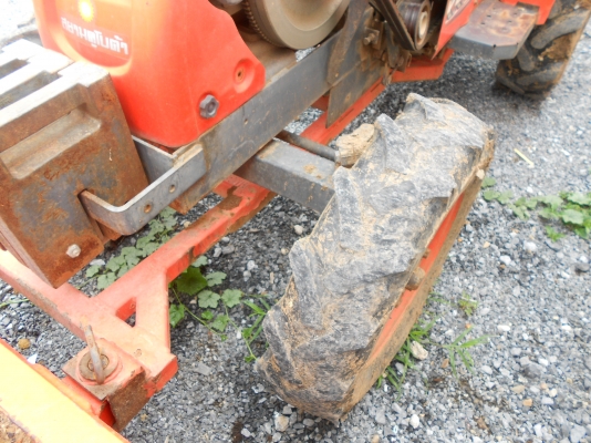 ขายรถไถนั่งขับมือสอง อุปกรณ์พร้อมหน้าหลัง