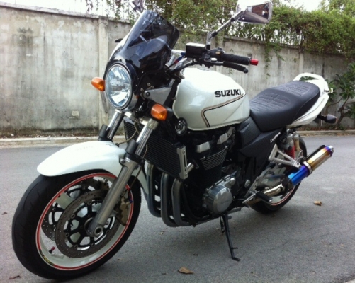 ขาย GSX 1400  ปี 04  สพม.