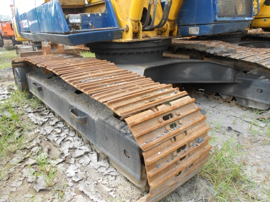 รถขุดใหญ่ KOMATSU PC200-5 ราคาเบาๆ รถขุดใหญ่ KOMATSU PC200-5 ราคาเบาๆ