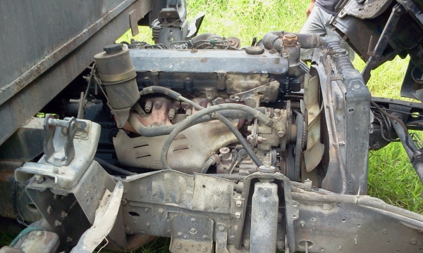 ขายรถ6ล้อisuzu npr120แรงม้า ฝาดำ ถุกๆพร้อมใช้