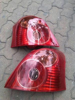 ขายไฟท้าย ยาริส 1 คู่