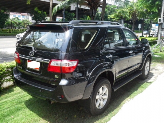 FORTUNER3.0V รถสวย คุณภาพเยี่ยม มาแล้วครับ คลิกเลย ไม่ผิดหวัง