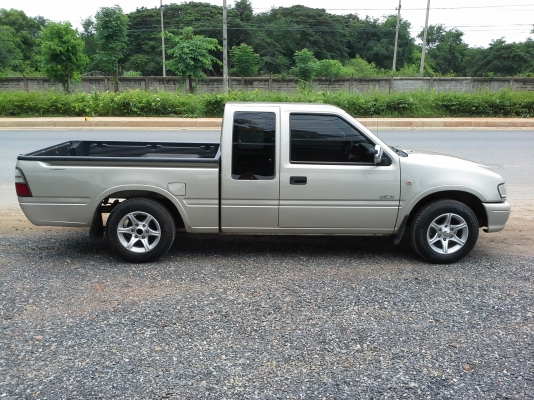 ISUZU DARGON SPACECAB SLX 2.5 MT ปี00