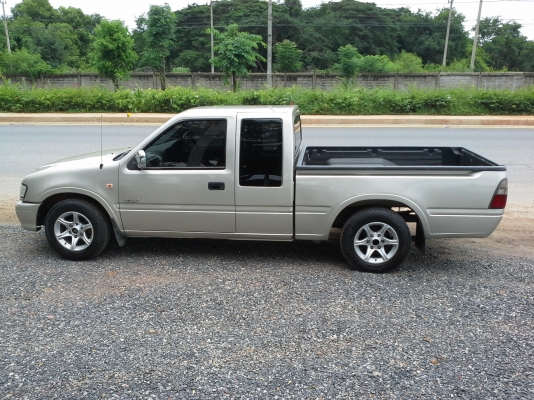 ISUZU DARGON SPACECAB SLX 2.5 MT ปี00