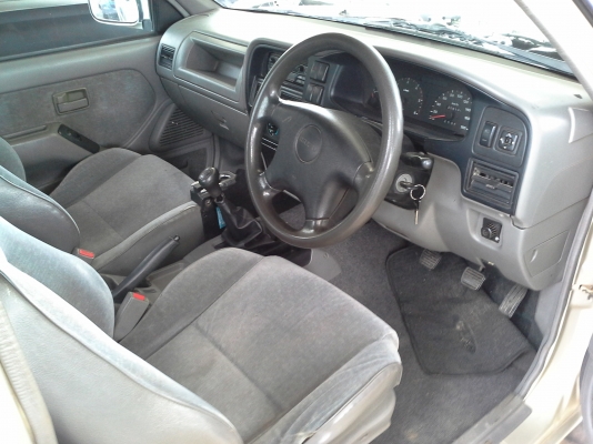 ISUZU DARGON SPACECAB SLX 2.5 MT ปี00