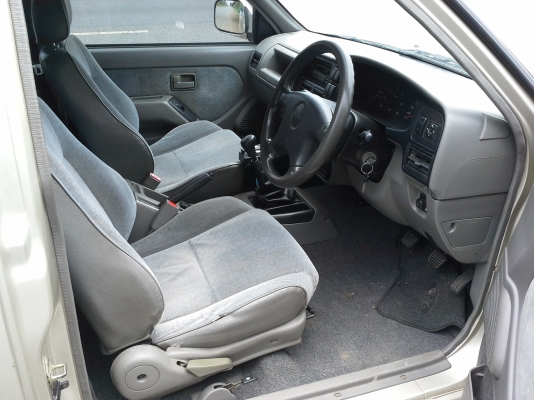 ISUZU DARGON SPACECAB SLX 2.5 MT ปี00