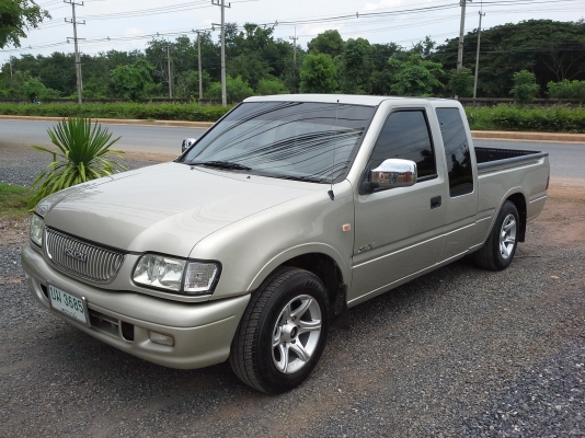 ISUZU DARGON SPACECAB SLX 2.5 MT ปี00