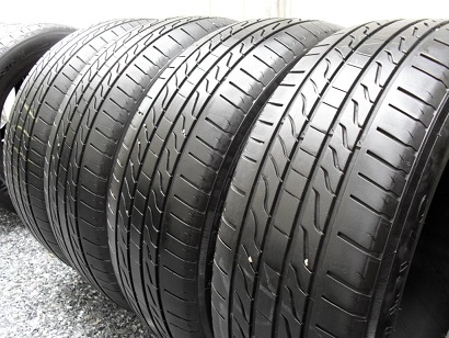 ขายยาง MICHELIN PRIMACY LC ปี12(1ชุด) 215-60-16 ราคา 3,400