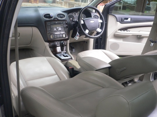 ขายรถ FORD FOCUS 1.8 GHIA ABS AIRBAG 2ใบ ปี2006 ตัวTOP แอร์ดิจิตอล เกียร์ออโต้ 2ระบบ แก๊สหัวฉีด LPG ขายรถ FORD FOCUS 1.8 GHIA ABS AIRBAG 2ใบ ปี2006 ตัวTOP แอร์ดิจิตอล เกียร์ออโต้ 2ระบบ แก๊สหัวฉีด LPG