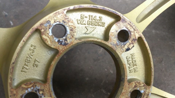 ต้องการขายล้อ Advan RG แท้ ขอบ 17 5รู114.3 หน้า 7.5หลัง8.5