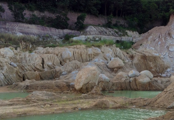 หินจัดสวน สวยและถูก ที่ระยอง โทร. 088-8369334 หินจัดสวน สวยและถูก ที่ระยอง โทร. 088-8369334