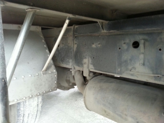 รถฮีโน่ 12 ล้อ ตู้เย็น 320 แรงม้า. ปี 54 ( รถประกอบ ) สนใจติดต่อ 081 - 6079515 รถฮีโน่ 12 ล้อ ตู้เย็น 320 แรงม้า. ปี 54 ( รถประกอบ ) สนใจติดต่อ 081 - 6079515