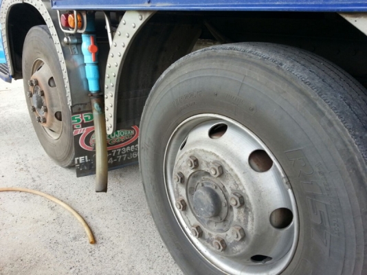 รถฮีโน่ 12 ล้อ ตู้เย็น 320 แรงม้า. ปี 54 ( รถประกอบ ) สนใจติดต่อ 081 - 6079515 รถฮีโน่ 12 ล้อ ตู้เย็น 320 แรงม้า. ปี 54 ( รถประกอบ ) สนใจติดต่อ 081 - 6079515