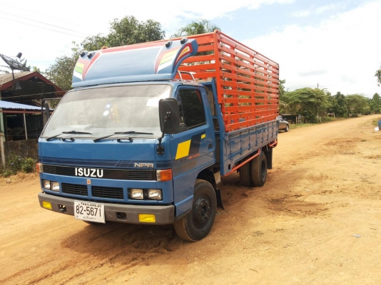 ขายหกล้อด่วน ISUZU หกล้อ 115 สภาพพร้อมใช้งาน