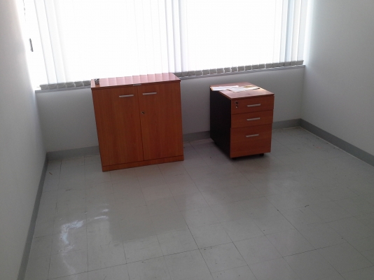 ขายเครื่องใช้สำนักงาน จำนวณมาก ของใหม่