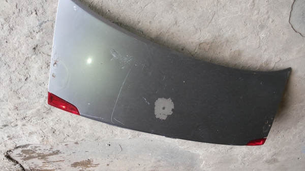 ฝาท้ายไดแมนชั่นพร้อมไฟทับทิมท้าย