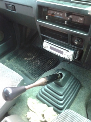 ขายนิสสันบิ๊กเอ็ม แค๊ป ฝาแดง