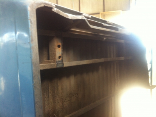 ขายลูก กระบะสแตนเลสอย่างหนา isuzu ดร้าก้อนอาย แค็ป 30000 บาท