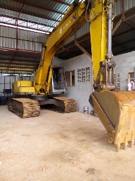 KOBELCO   SK200  รุ่น 3  เครื่องเดิมปั้มเดิม  เอกสารอินวอย