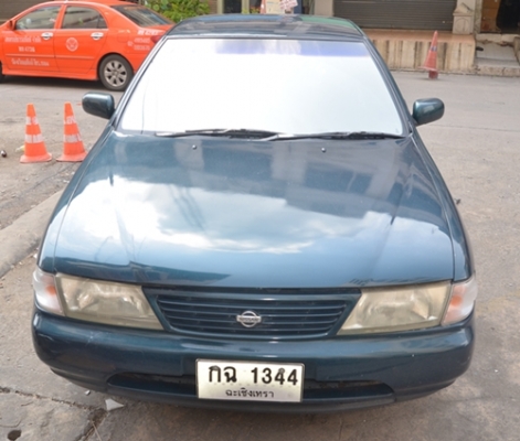 ์ขาย Nisson sunny ราคามอไซค์เหมาะกับหน้าฝน