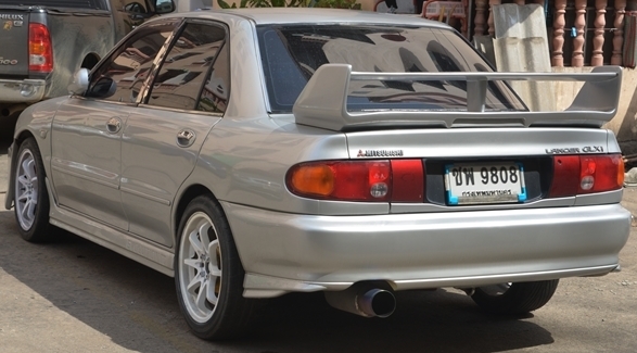 ขาย Lanser E-Car หล่อเรียบๆมีซันลูฟ ใช่งานดีประหยัดด้วย LPG 95,000 บาท ขาย Lanser E-Car หล่อเรียบๆมีซันลูฟ ใช่งานดีประหยัดด้วย LPG 95,000 บาท