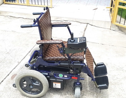 ขายวีลแชร์ไฟฟ้าแบบปรับนอนได้ SUZUKI สินค้าตัวโชว์เพิ่งมาจากญี่ปุ่น