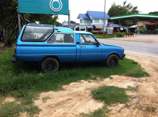 ขายมาสด้าเล็กพร้อมใช้ สีใหม่ ระบบดีทุกจุด มีแอร์ มีเล่มทะเบียน