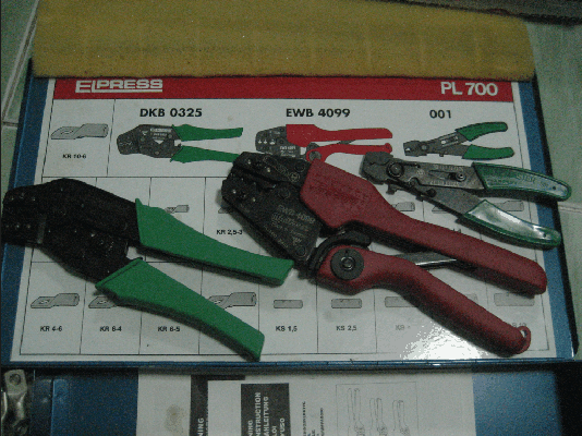 ขายชุดคีมย้ำหางปลาสายไฟระบบตู้ Control ELPRESS PL700 MADE IN SWEDEN.