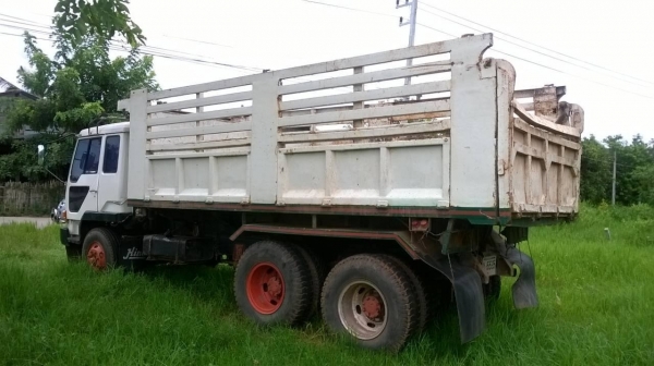 ขาย 10 ล้อดั้ม 2 เพลา FUSO 225K เครื่อง 6D16 195 แรงม้า คัสซีสวย ยางดี ทะเบียนเต็มพร้อมโอน