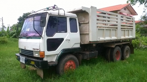 ขาย 10 ล้อดั้ม 2 เพลา FUSO 225K เครื่อง 6D16 195 แรงม้า คัสซีสวย ยางดี ทะเบียนเต็มพร้อมโอน